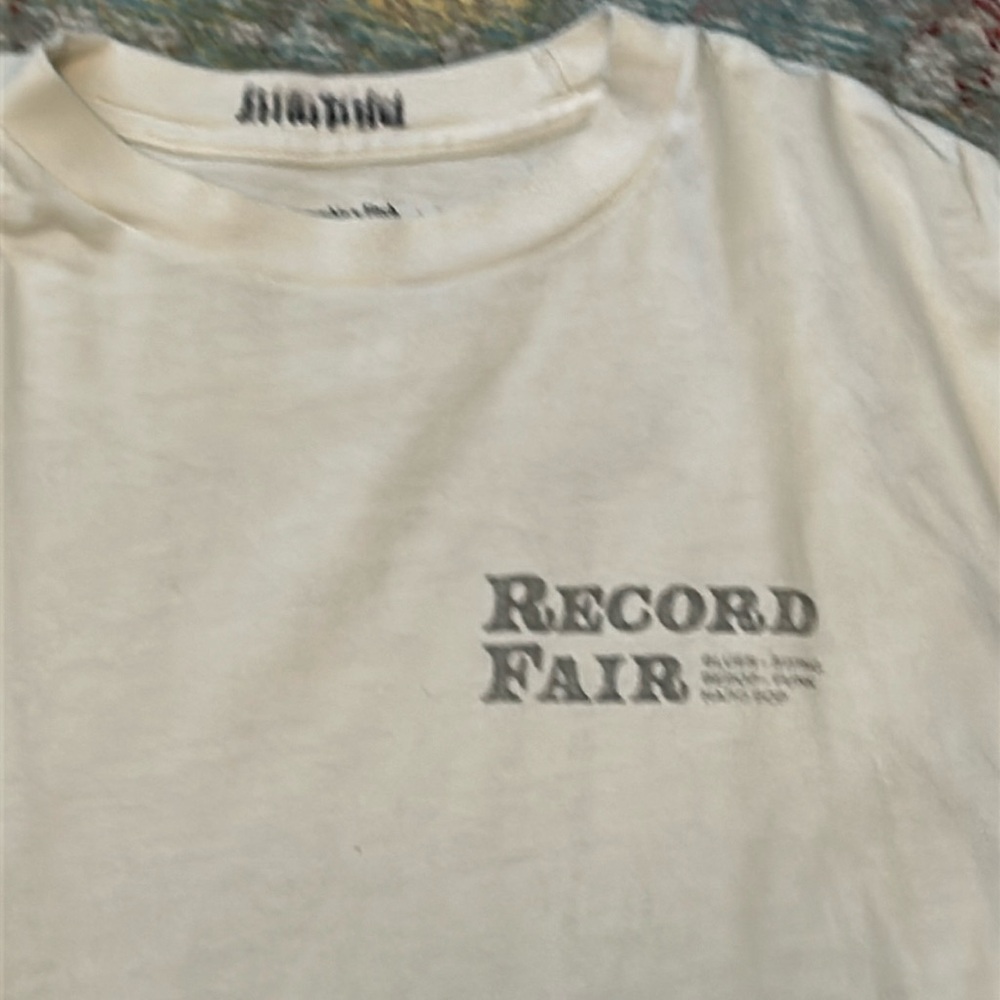 Abercrombie & Fitch T-shirt - Picture 2 of 3